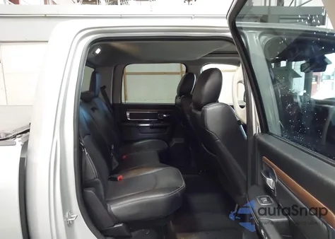 2015 Ram 1500 Laramie из США, поврежденный, VIN 1C6RR7NM0FS730688